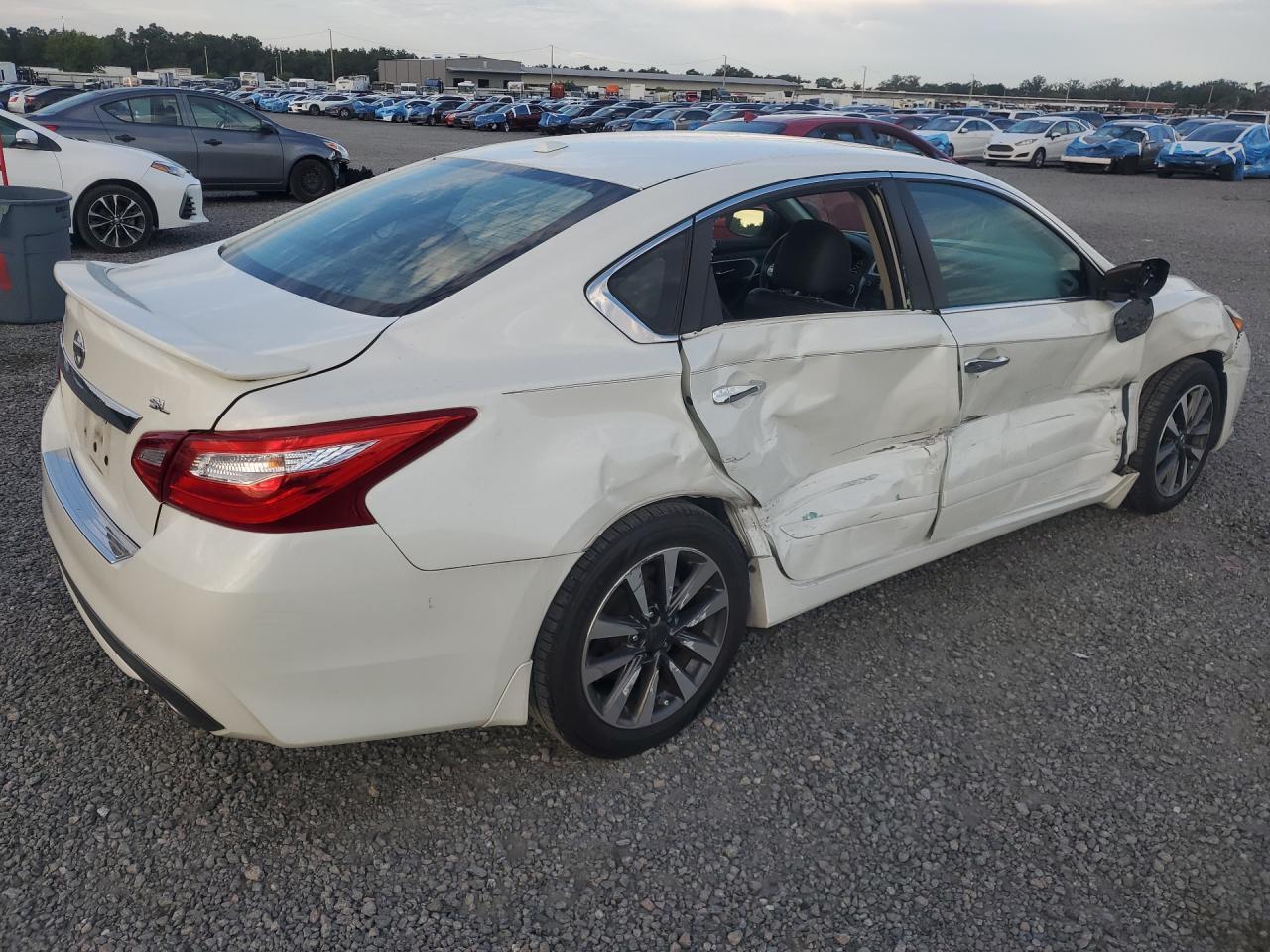 2017 Nissan Altima 2.5 Sl - zdjęcie 3