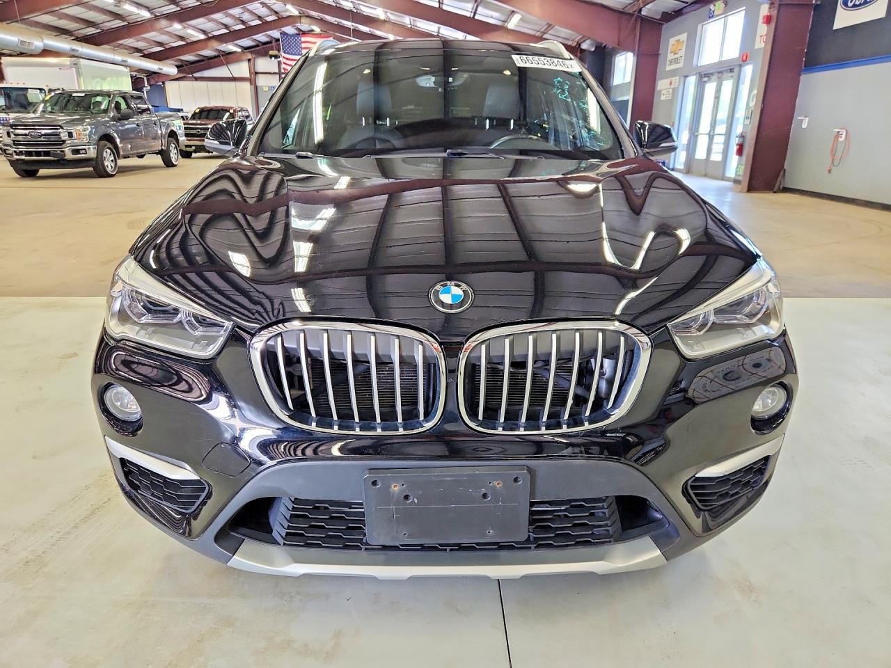 2017 BMW X1 xDrive28I - zdjęcie 5