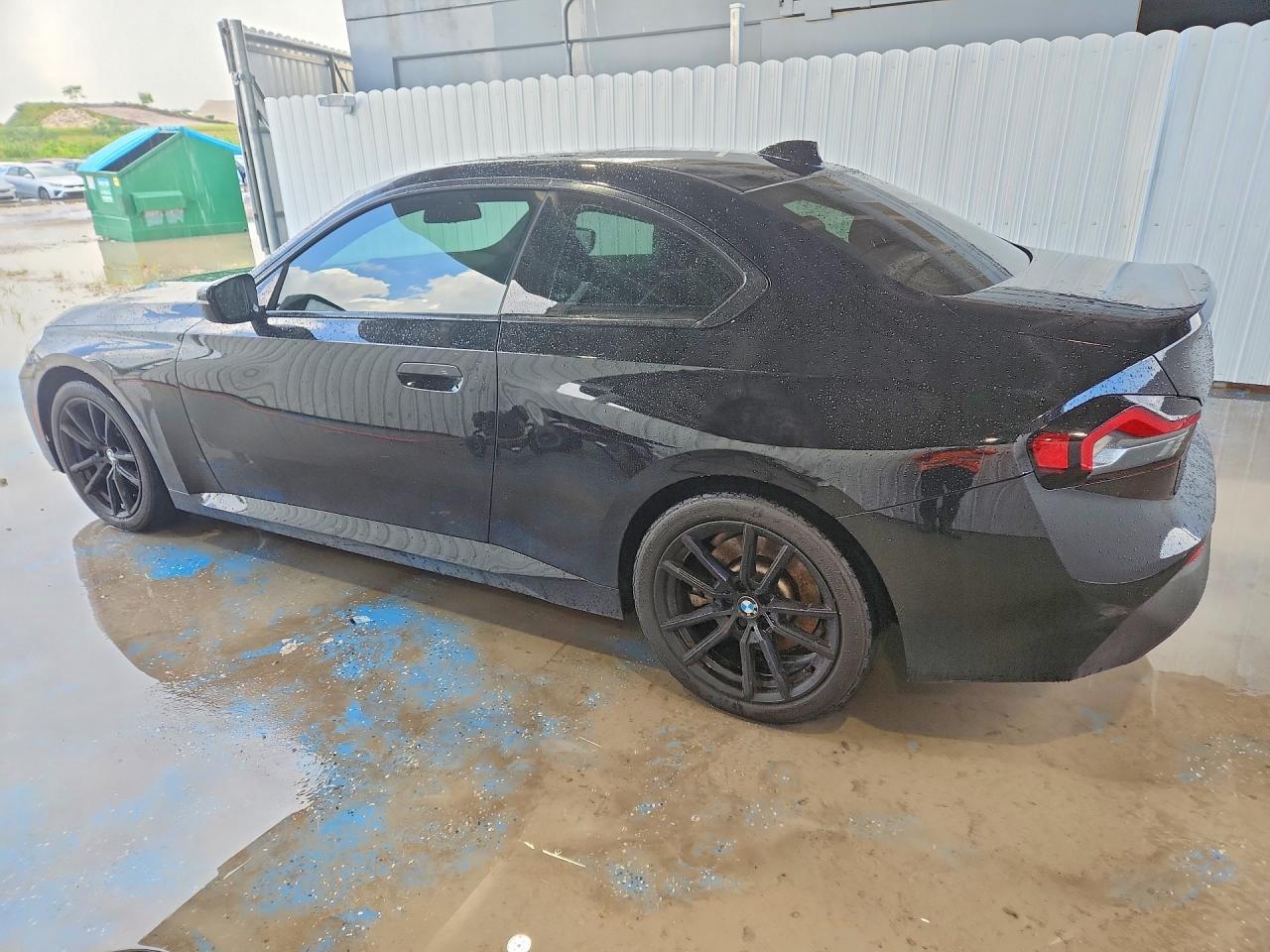 2022 BMW 230I - zdjęcie 2