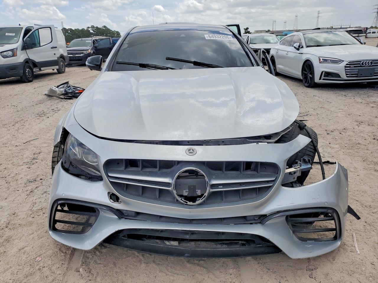2019 Mercedes-Benz E 63 Amg-S 4Matic - zdjęcie 5