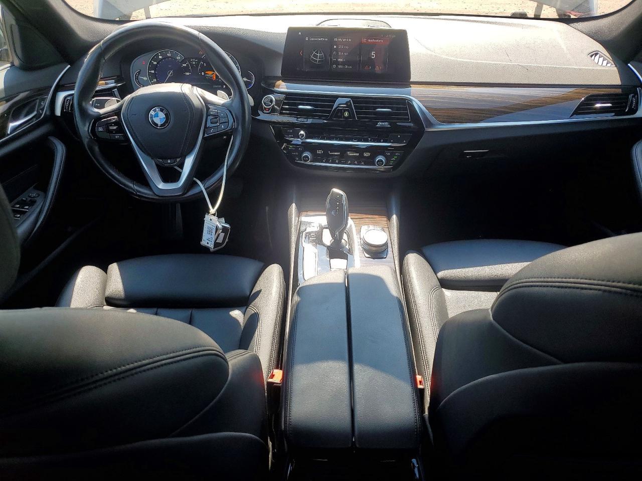 2018 BMW Seria 5 530i - zdjęcie 8