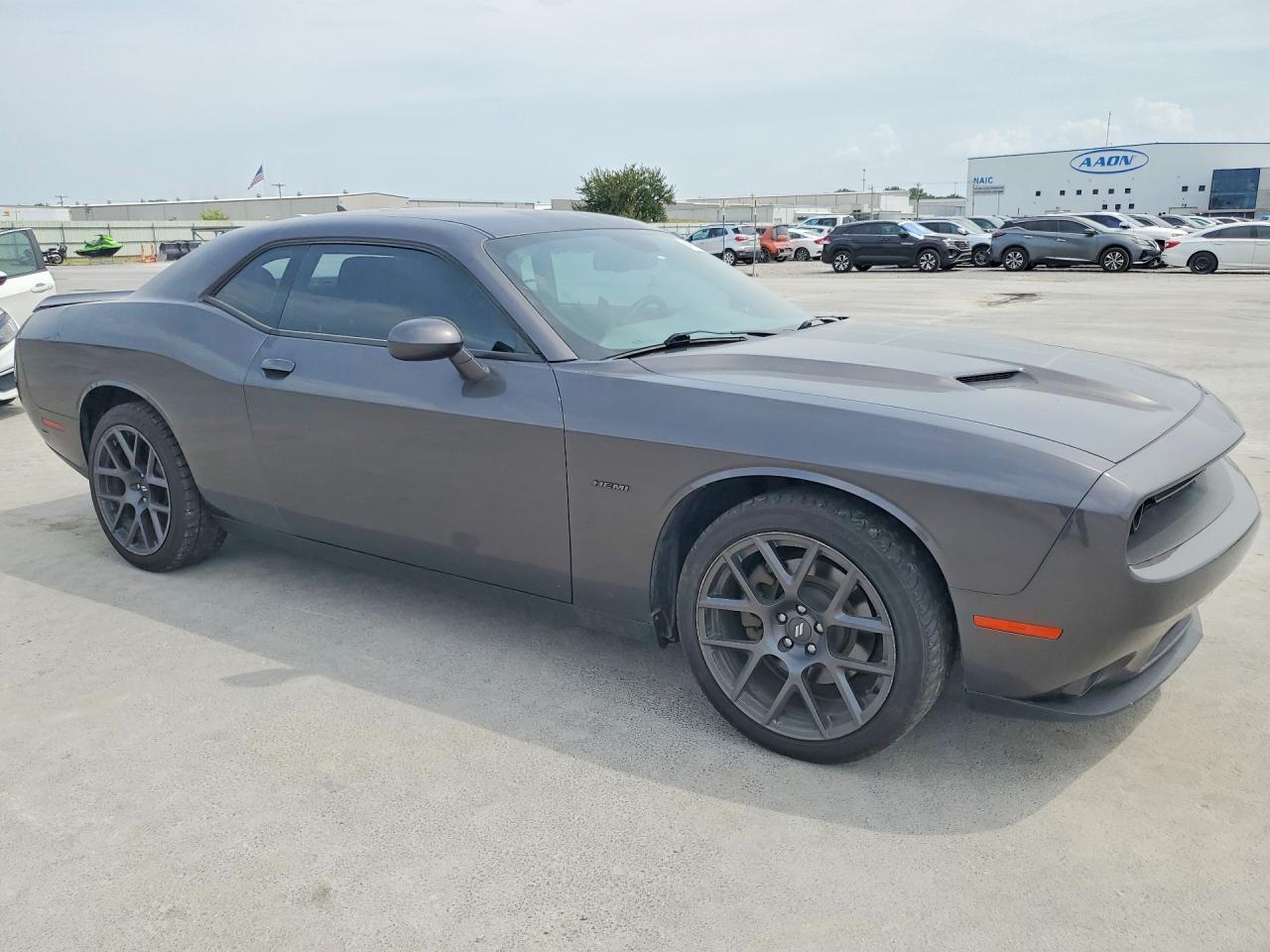 2018 Dodge Challenger R/T - zdjęcie 4