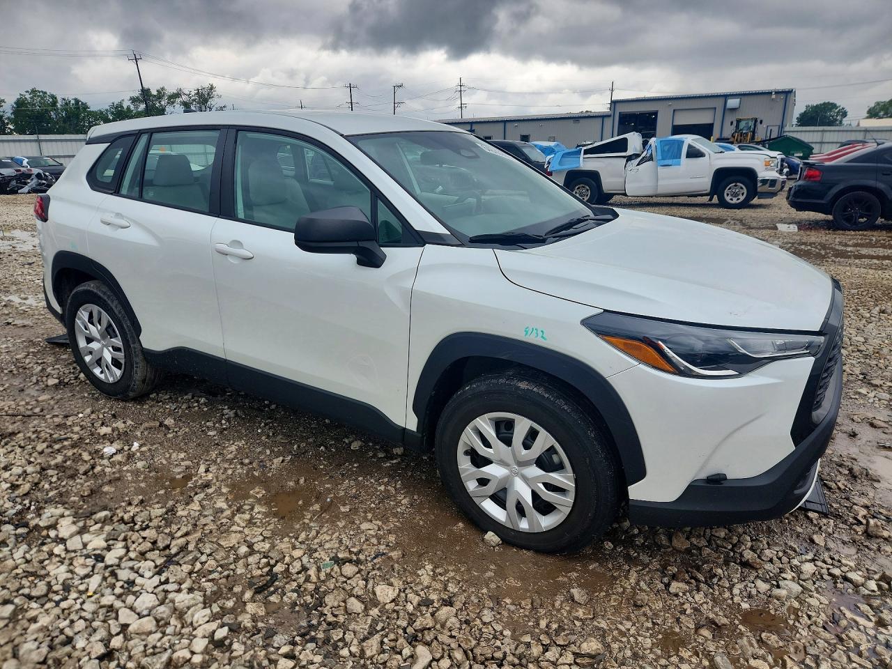 2023 Toyota Corolla Cross L - zdjęcie 4