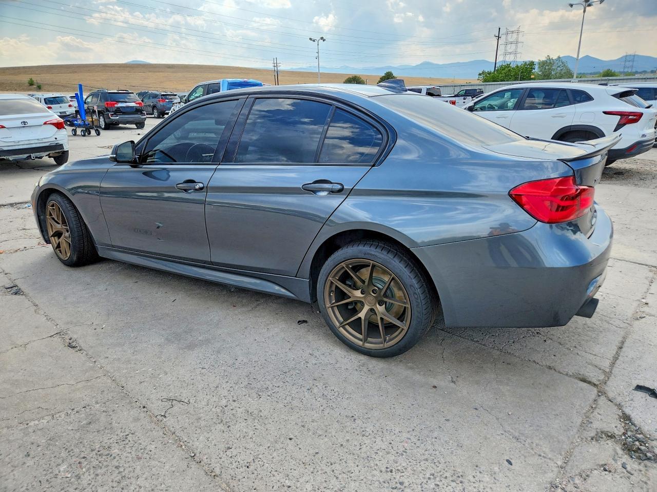 2018 BMW Seria 3 340i - zdjęcie 2