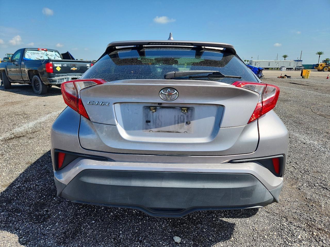 2019 Toyota C-Hr Xle - zdjęcie 6