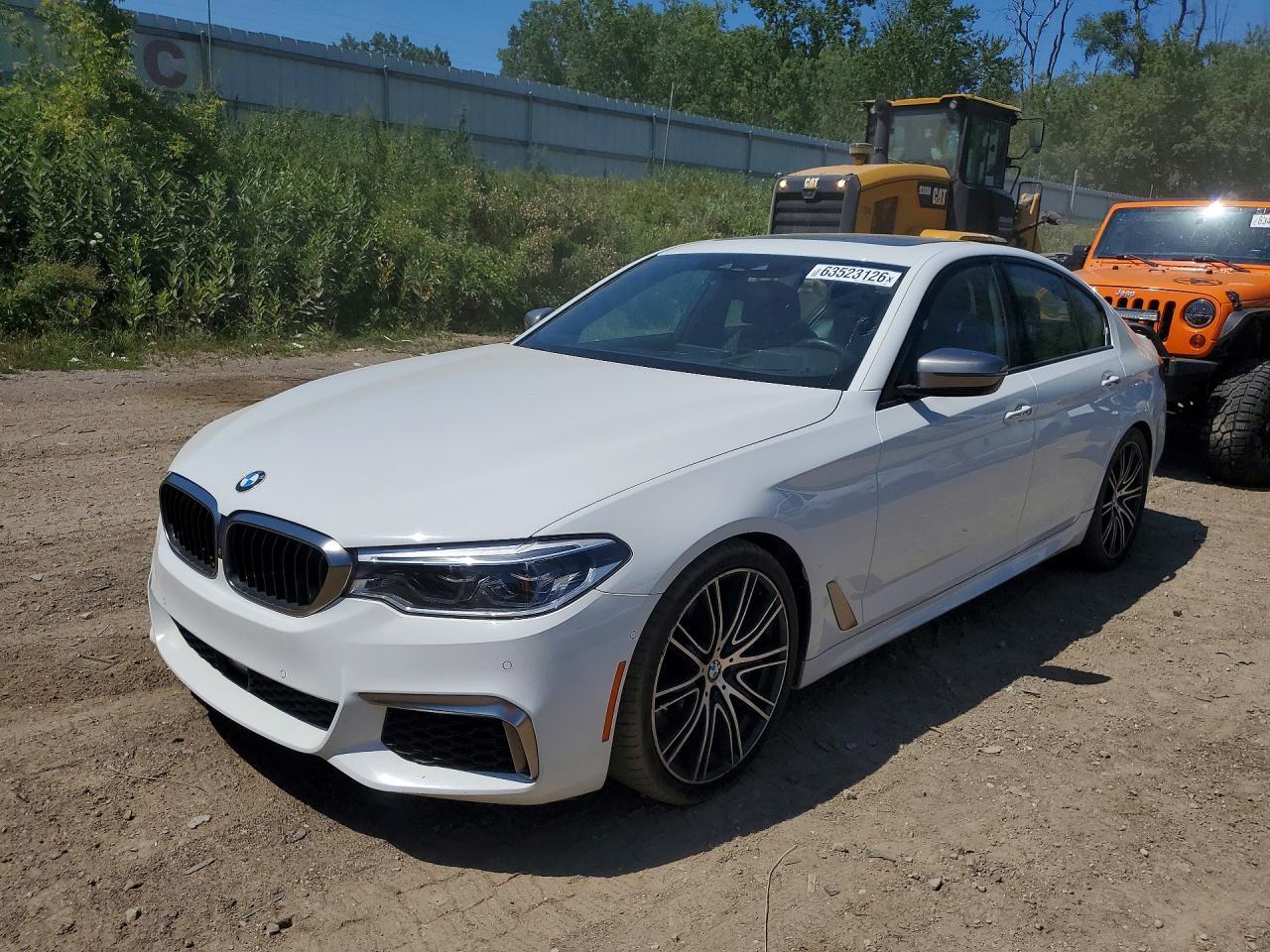 2018 BMW Seria 5 M550i - zdjęcie główne