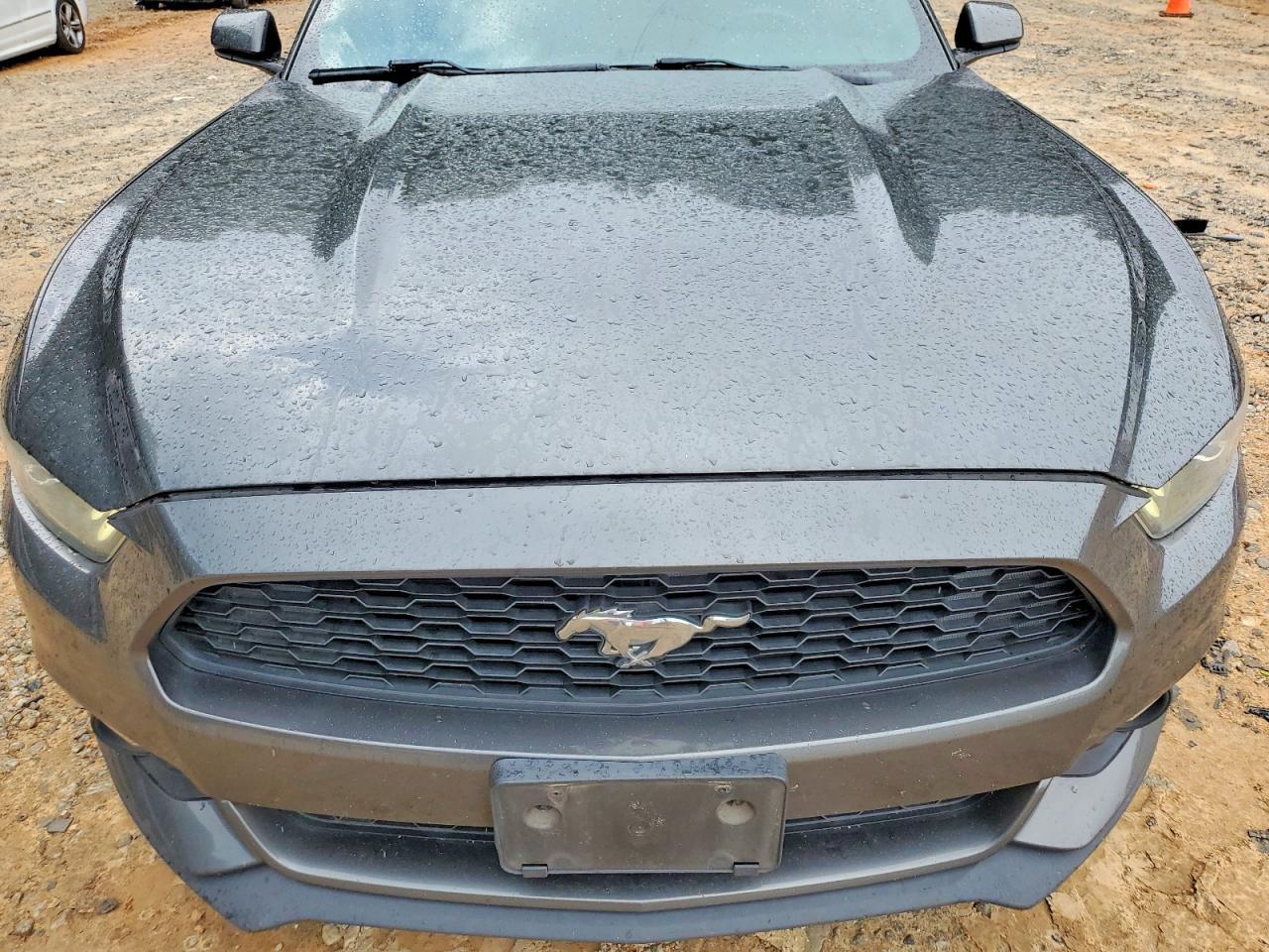 2016 Ford Mustang - zdjęcie 11