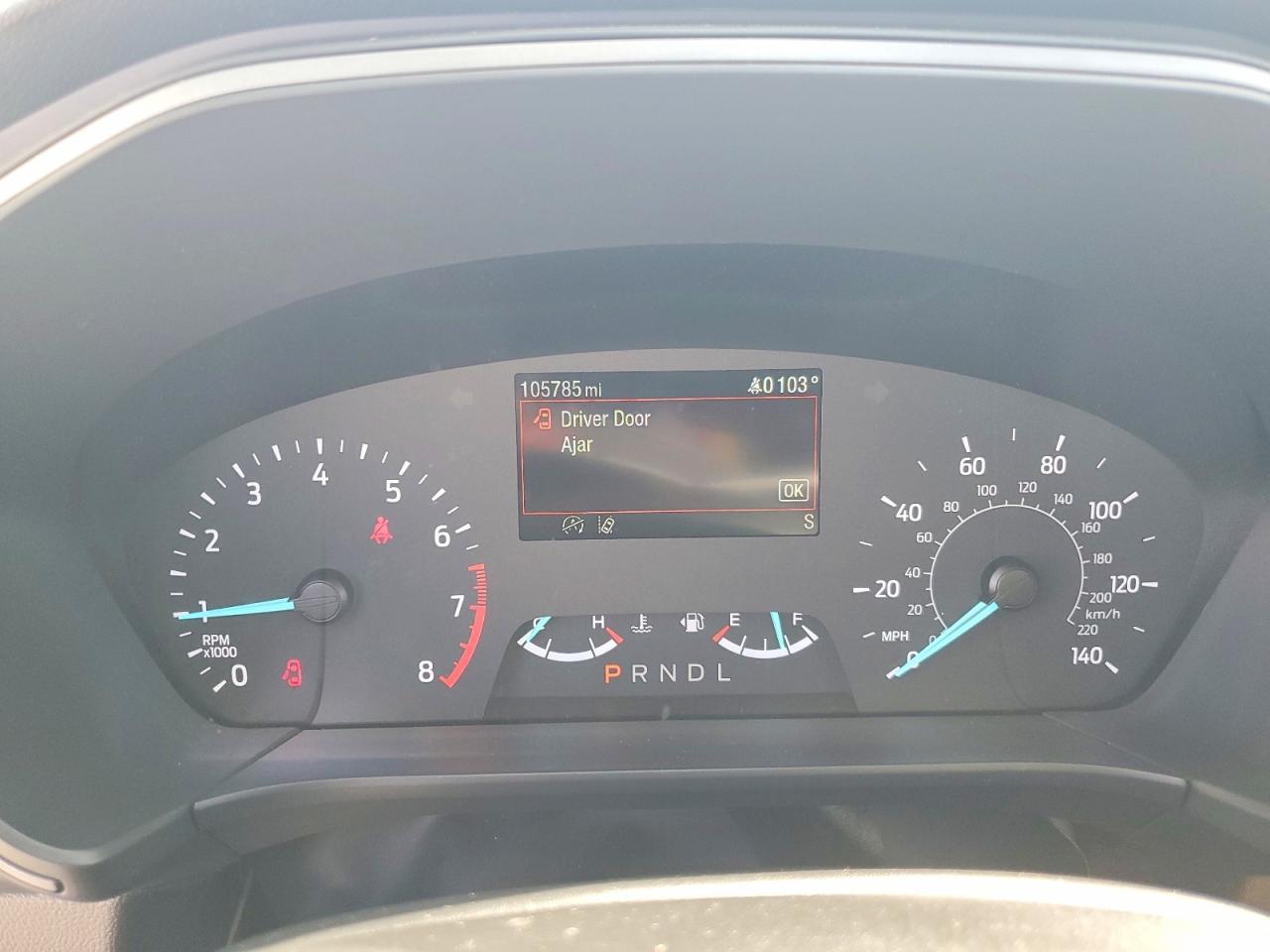 2022 Ford Escape S - zdjęcie 9
