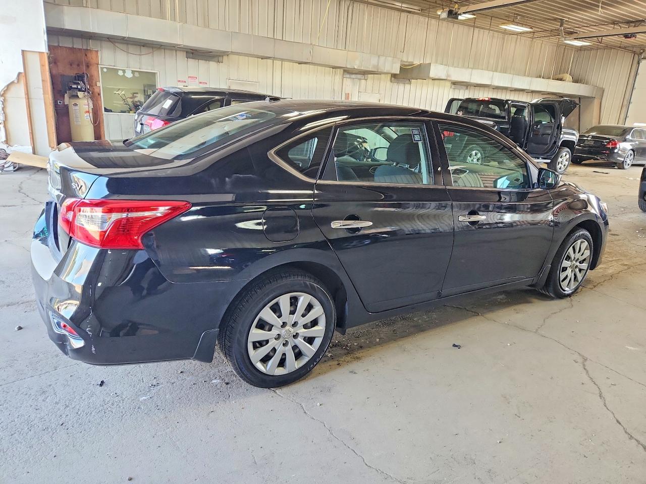 2017 Nissan Sentra Sv - zdjęcie 3