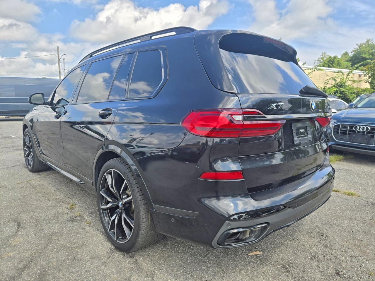 2020 BMW X7 xDrive40I - zdjęcie 3