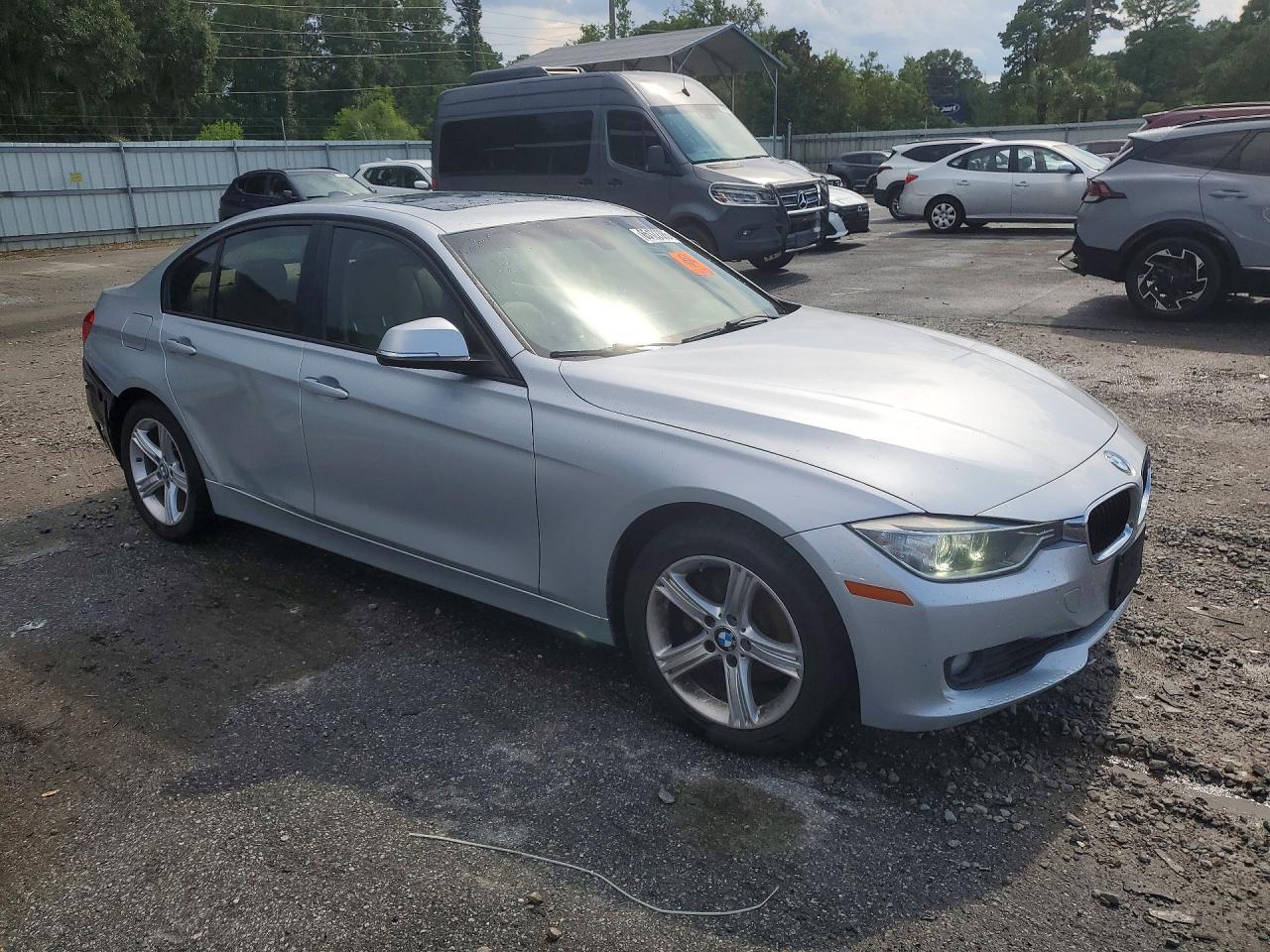 2014 BMW 328 I - zdjęcie 4