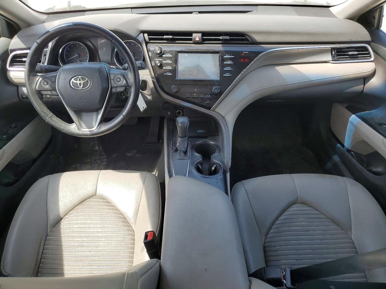 2018 Toyota Camry Se - zdjęcie 8