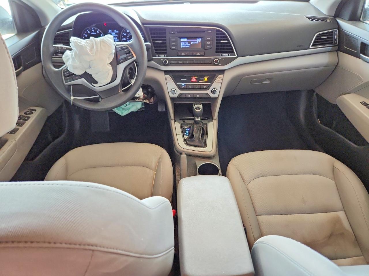 2017 Hyundai Elantra Se - zdjęcie 8