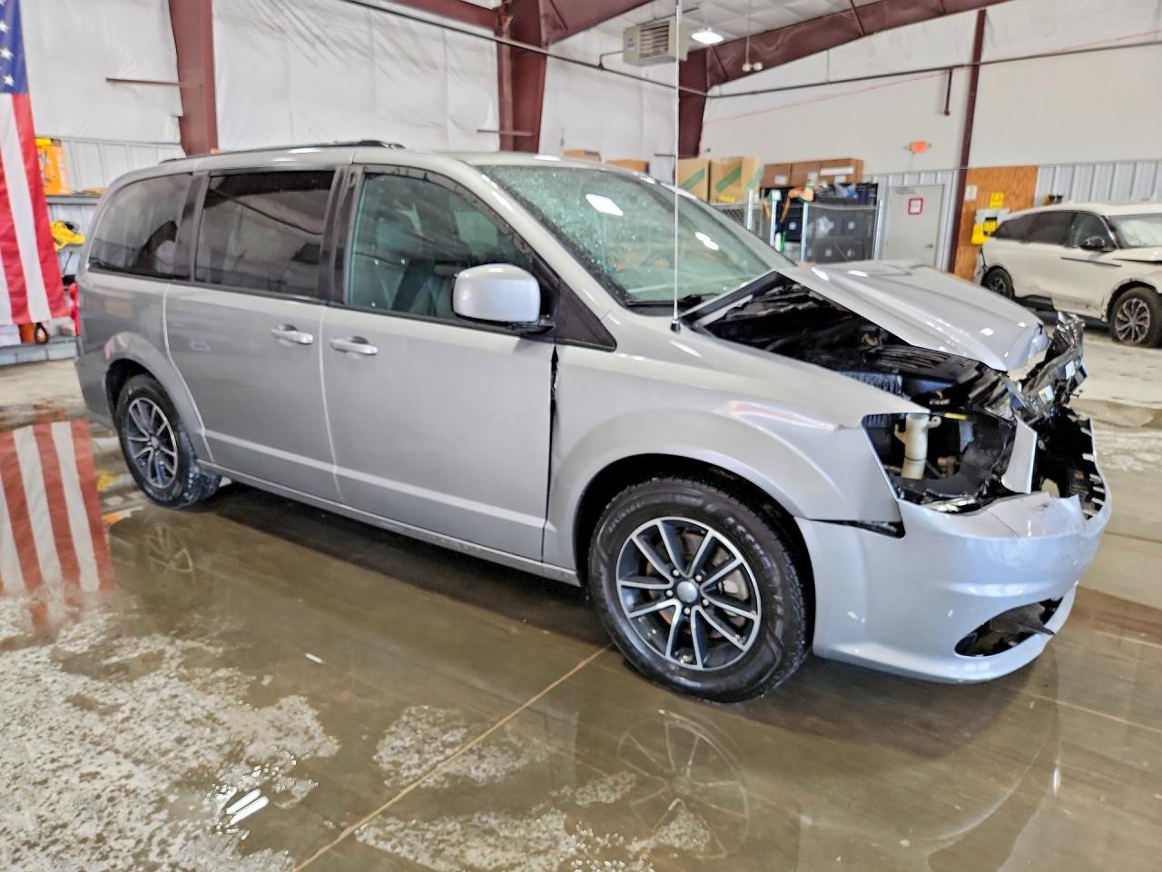 2018 Dodge Grand Caravan Gt - zdjęcie 4