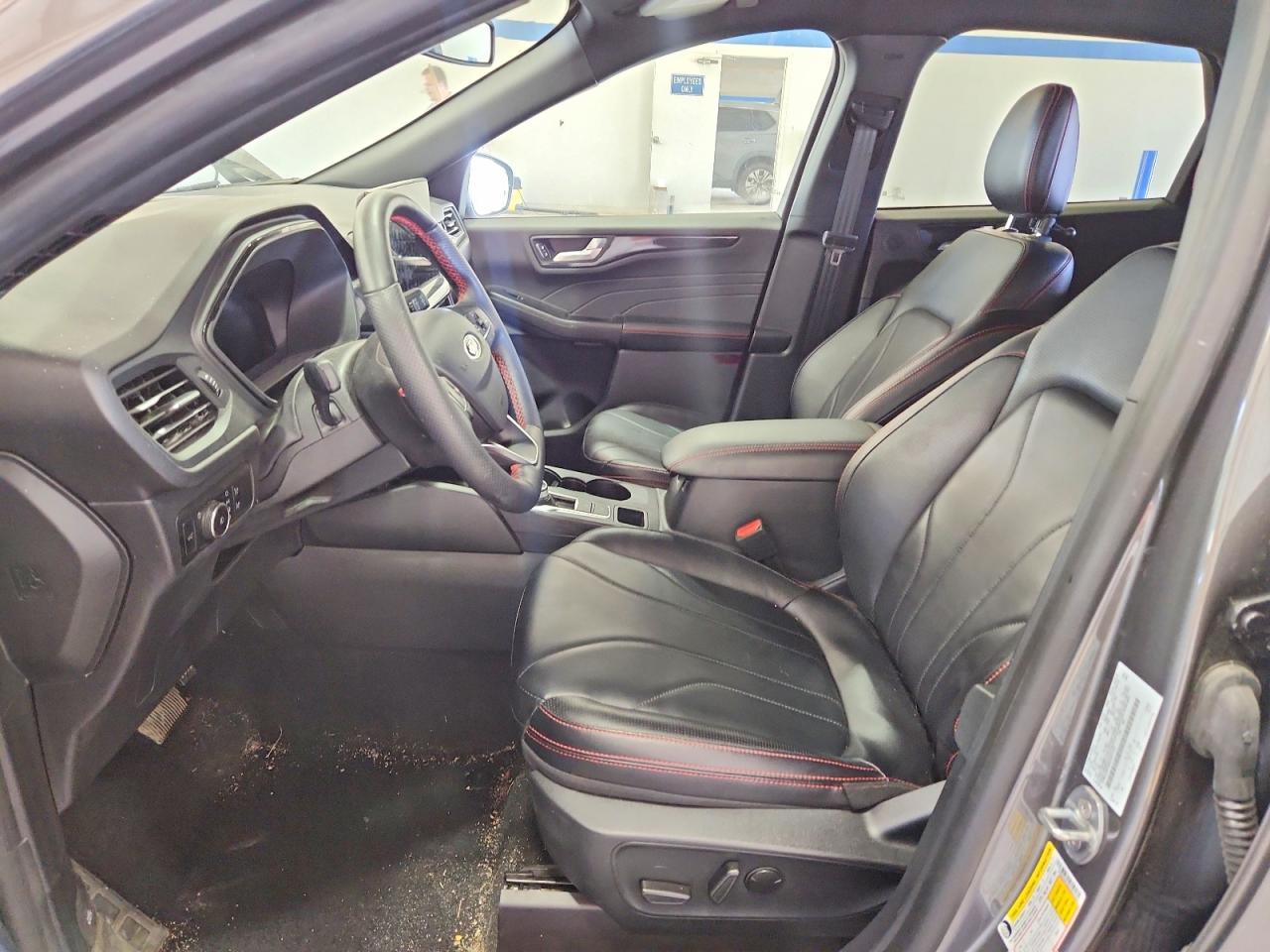 2025 Ford Escape St Line Elite - zdjęcie 7