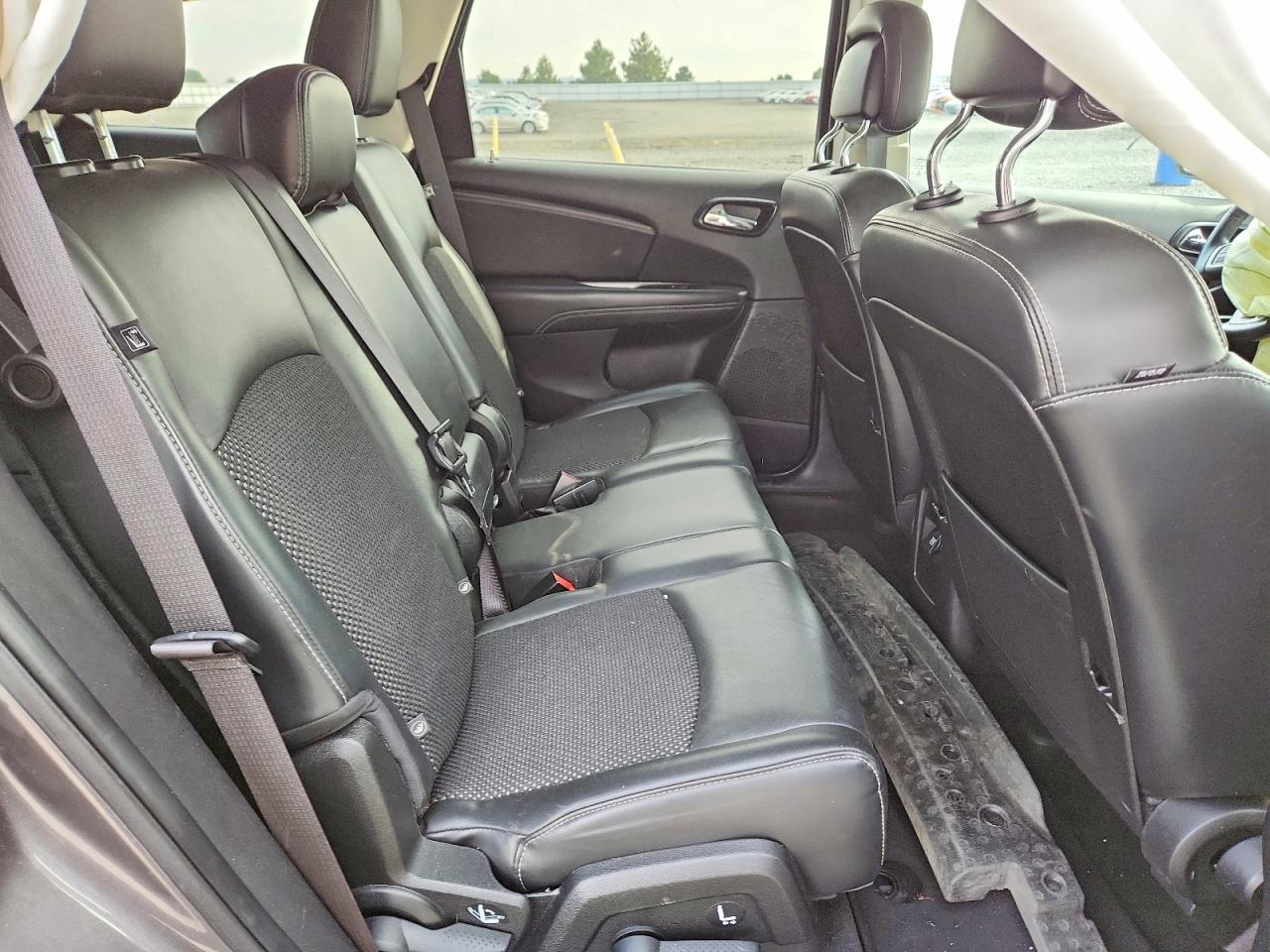 2019 Dodge Journey Crossroad - zdjęcie 11