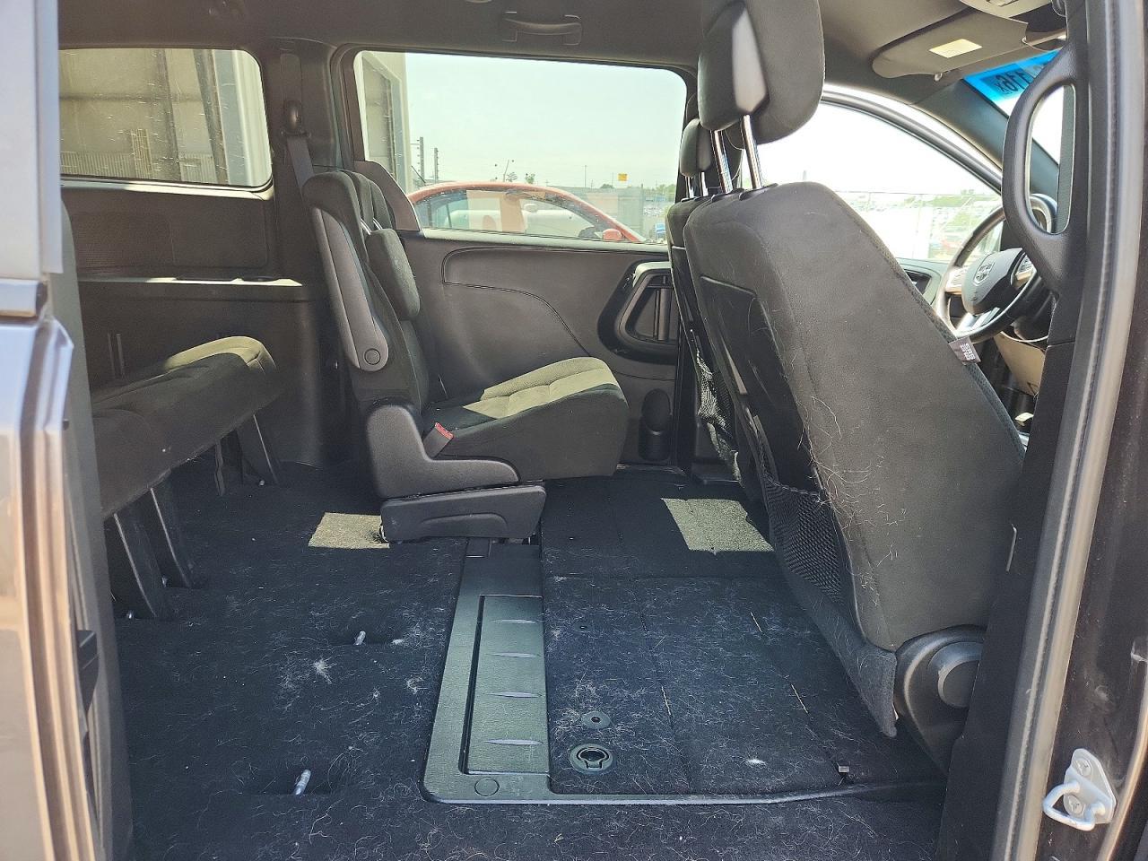 2015 Dodge Grand Caravan Sxt - zdjęcie 11