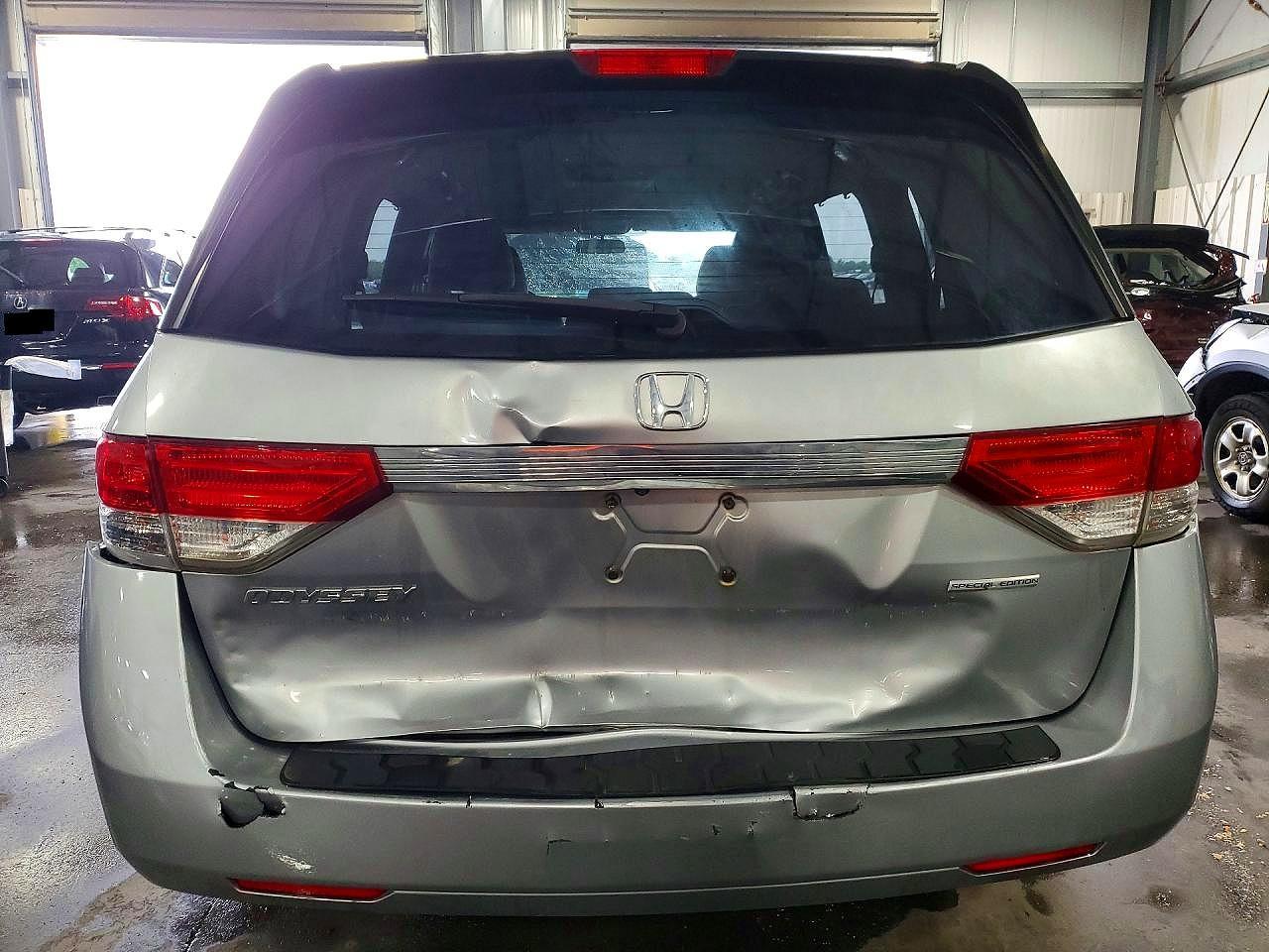 2016 Honda Odyssey Se - zdjęcie 6
