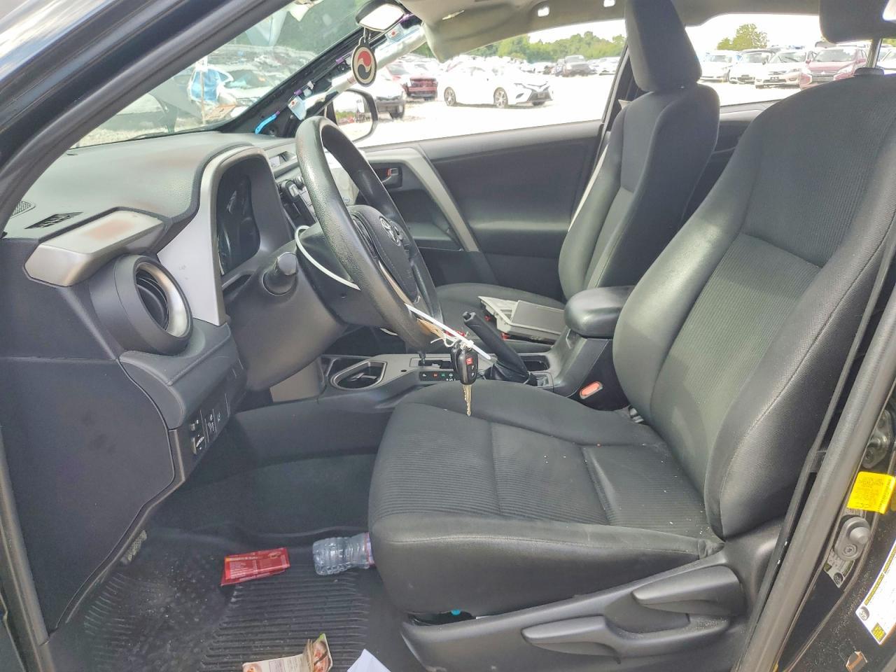 2018 Toyota Rav4 Le - zdjęcie 7