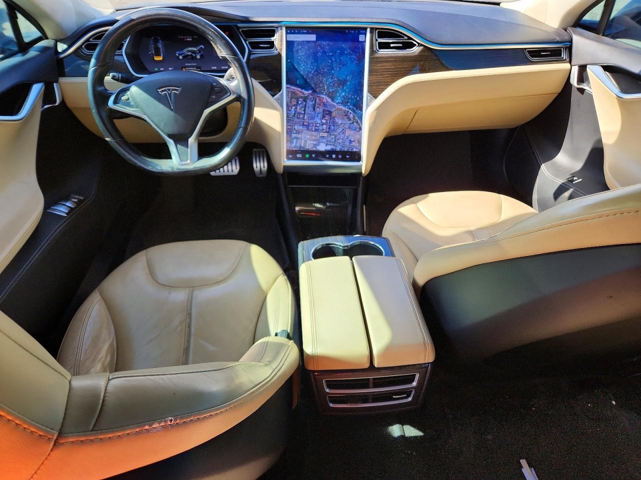 2014 Tesla Model S - zdjęcie 8