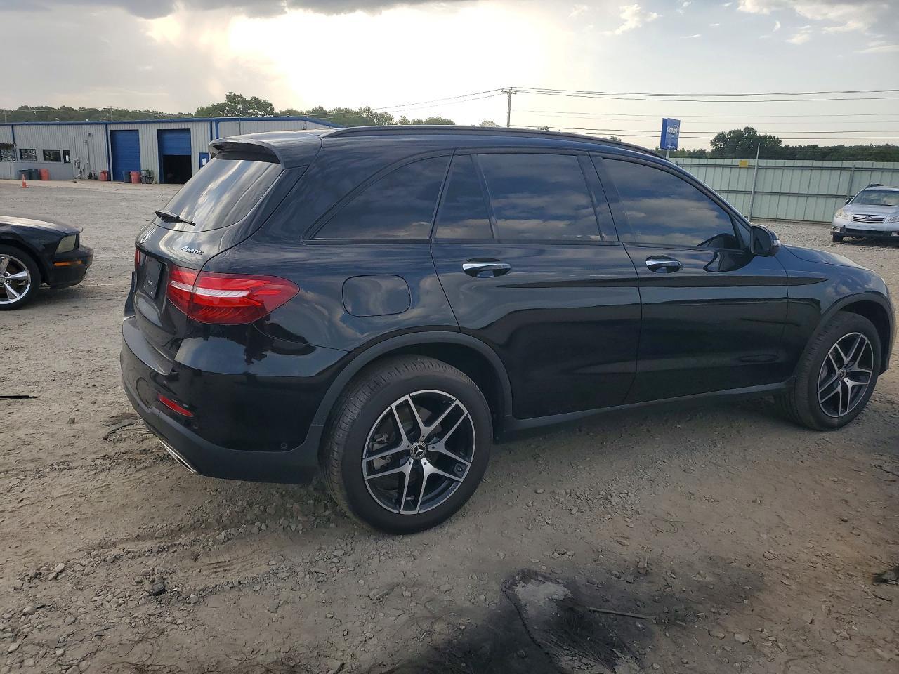 2019 Mercedes-Benz Glc 300 4Matic - zdjęcie 3