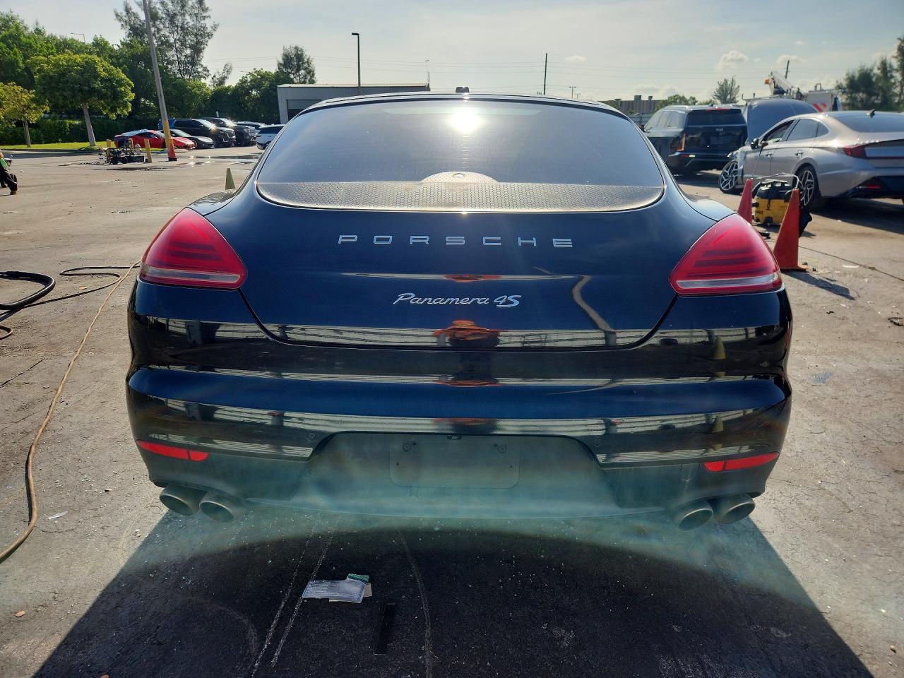 2014 Porsche Panamera S - zdjęcie 6