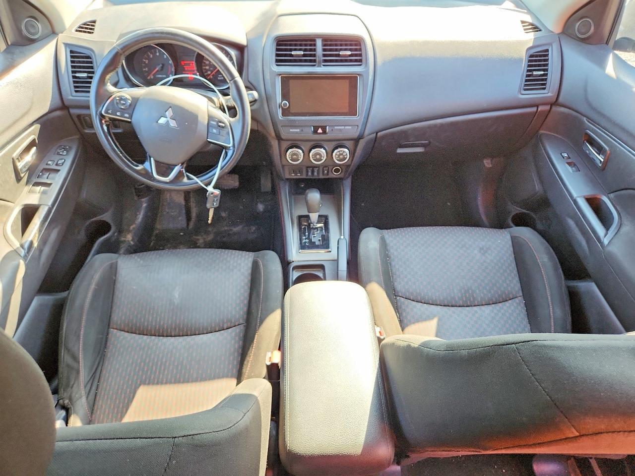 2018 Mitsubishi Rvr Se - zdjęcie 8