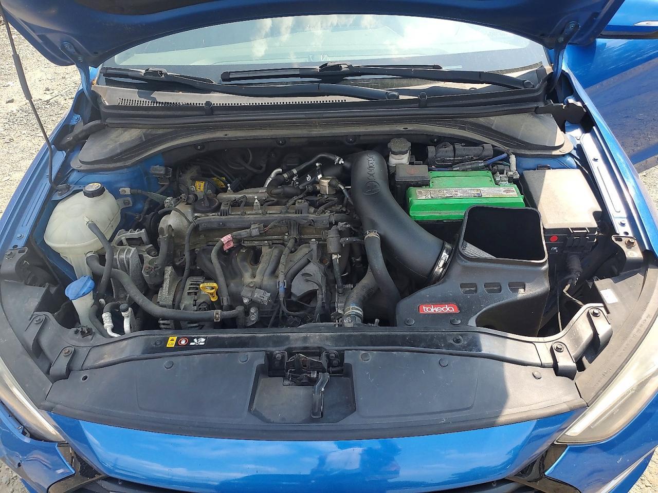 2024 Hyundai Elantra Sport - zdjęcie 11