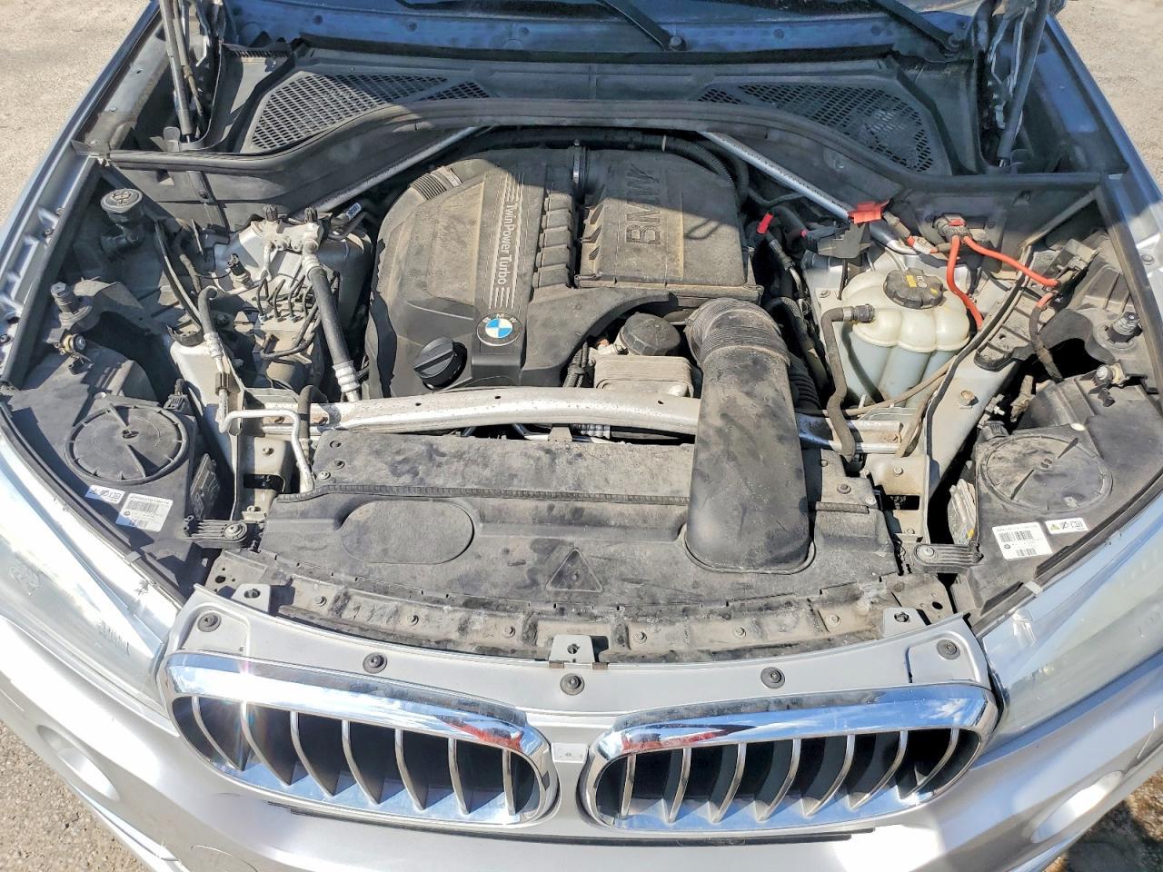 2016 BMW X5 xDrive35I - zdjęcie 12