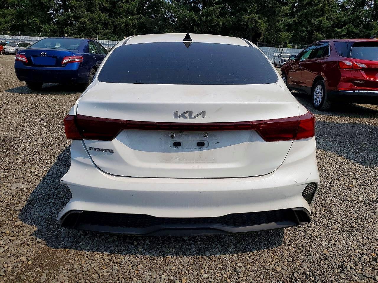 2022 Kia Forte Lxs - zdjęcie 6