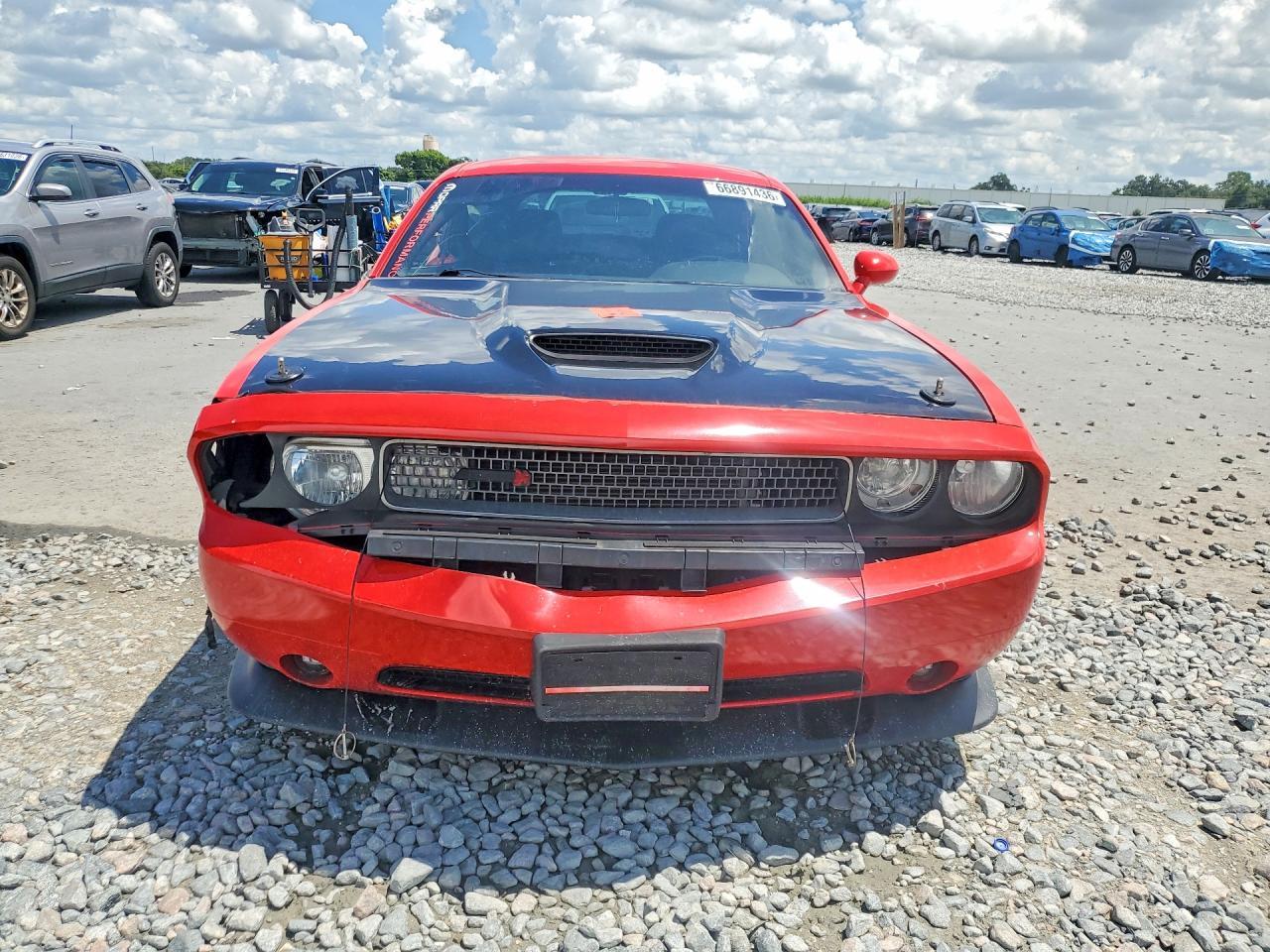 2014 Dodge Challenger Sxt - zdjęcie 5