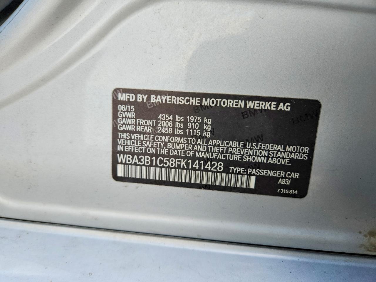 2015 BMW 320 I - zdjęcie 12