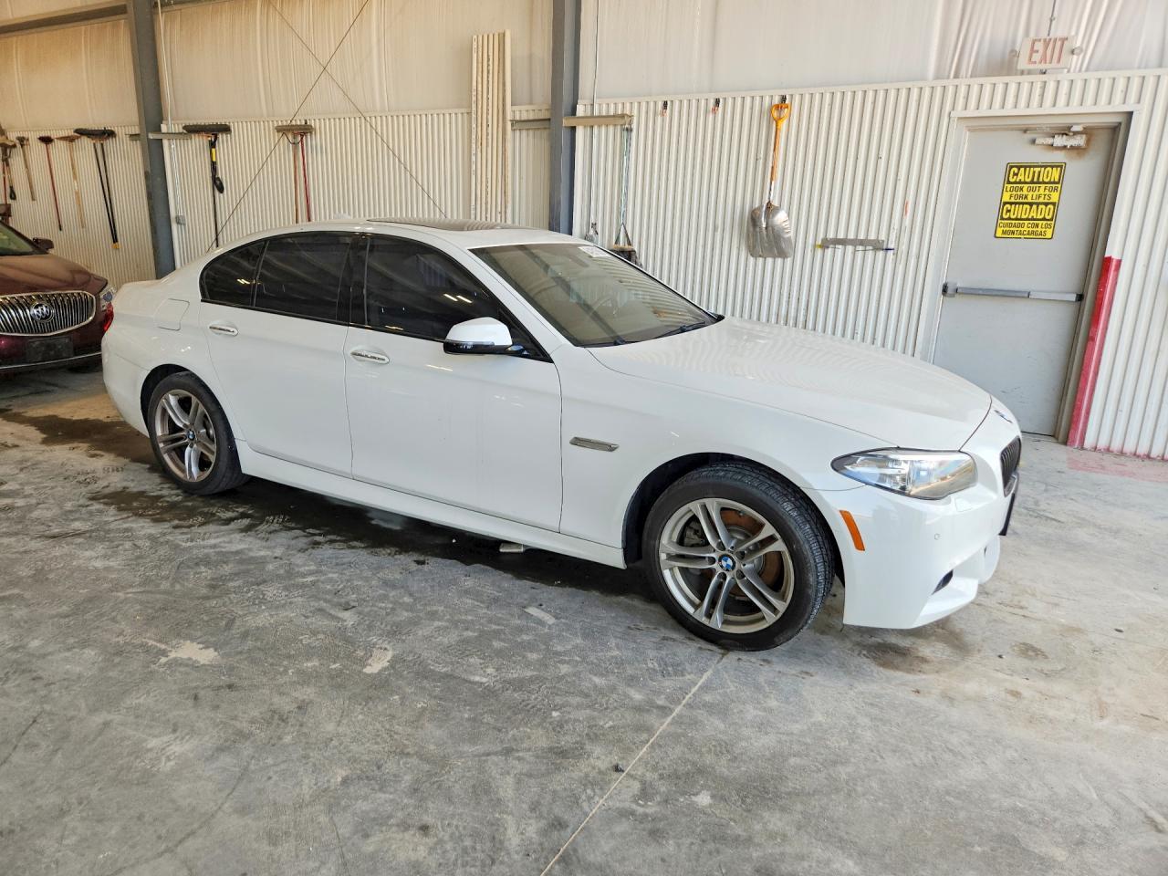 2016 BMW 528 Xi - zdjęcie 4