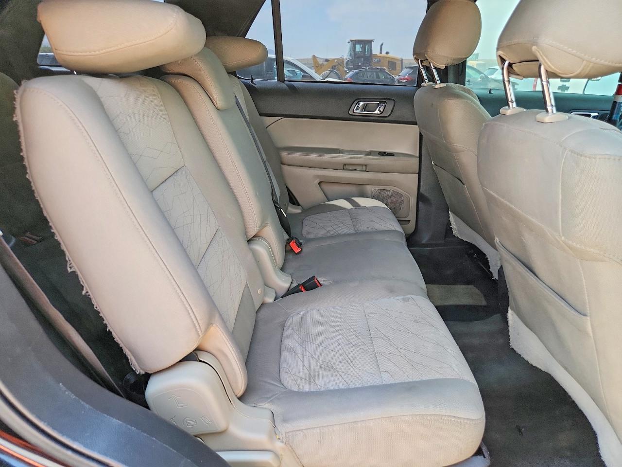 2015 Ford Explorer - zdjęcie 10