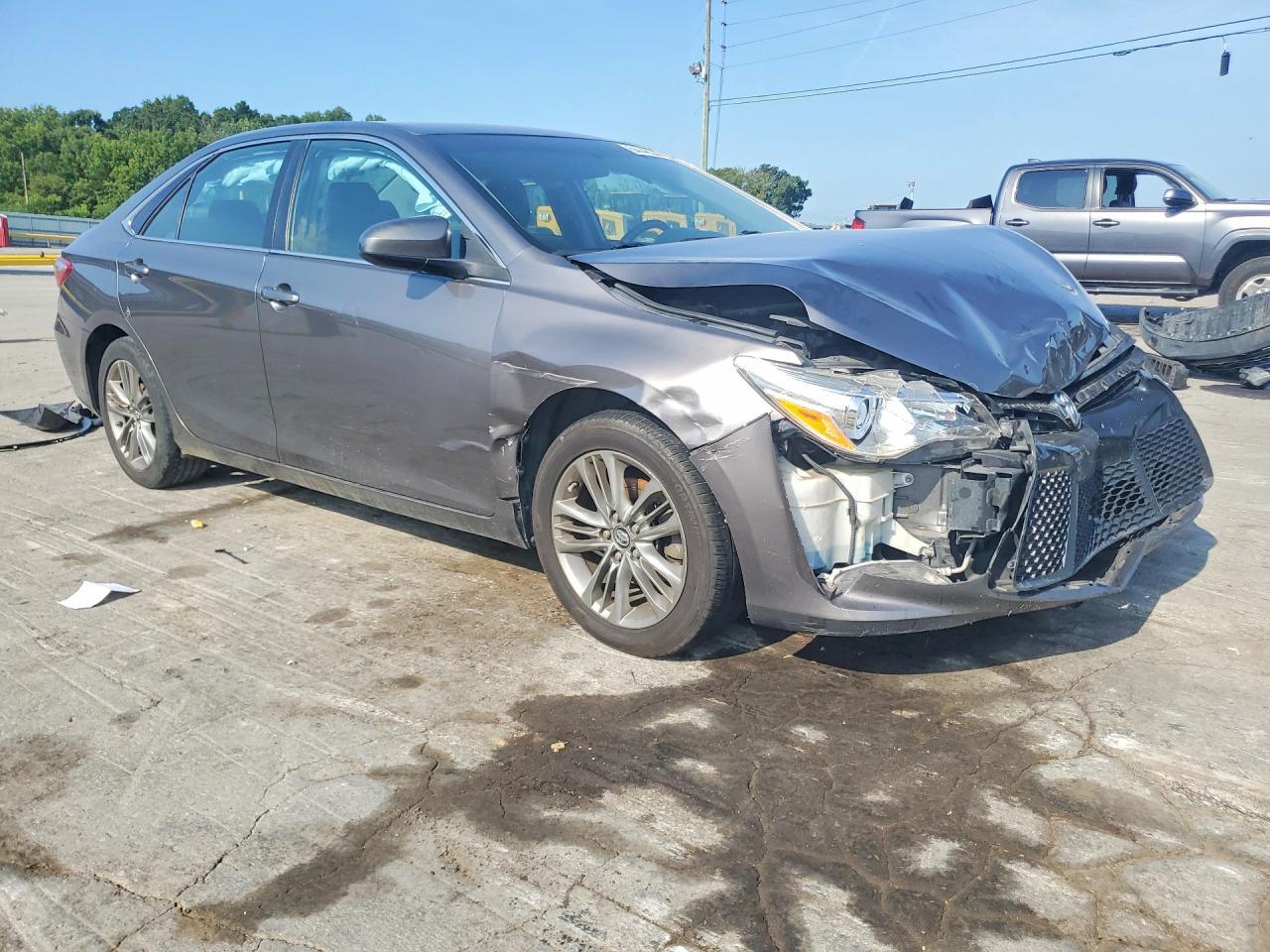 2017 Toyota Camry Se - zdjęcie 4