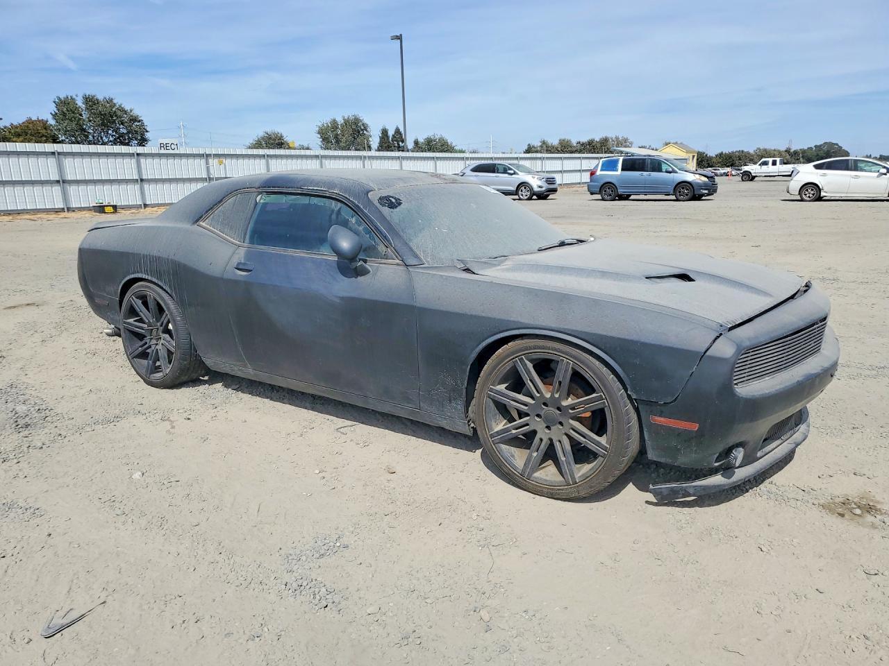 2015 Dodge Challenger Sxt - zdjęcie 4