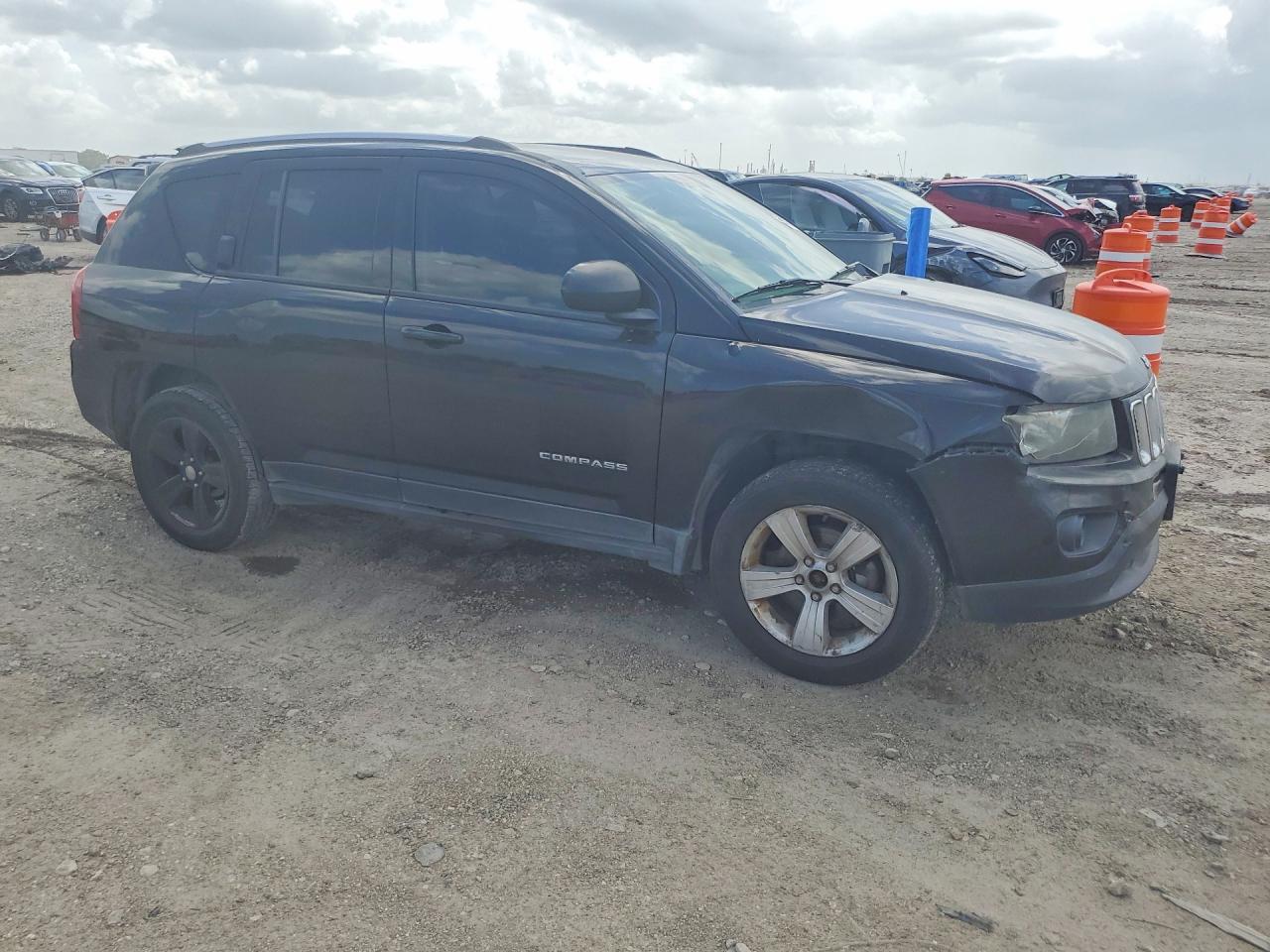 2016 Jeep Compass Sport - zdjęcie 4