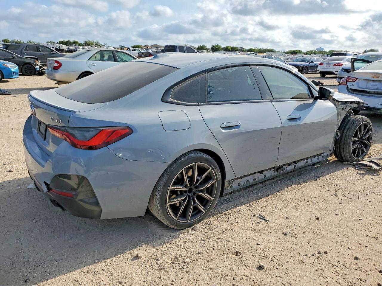 2022 BMW 430I Gran Coupe - zdjęcie 3