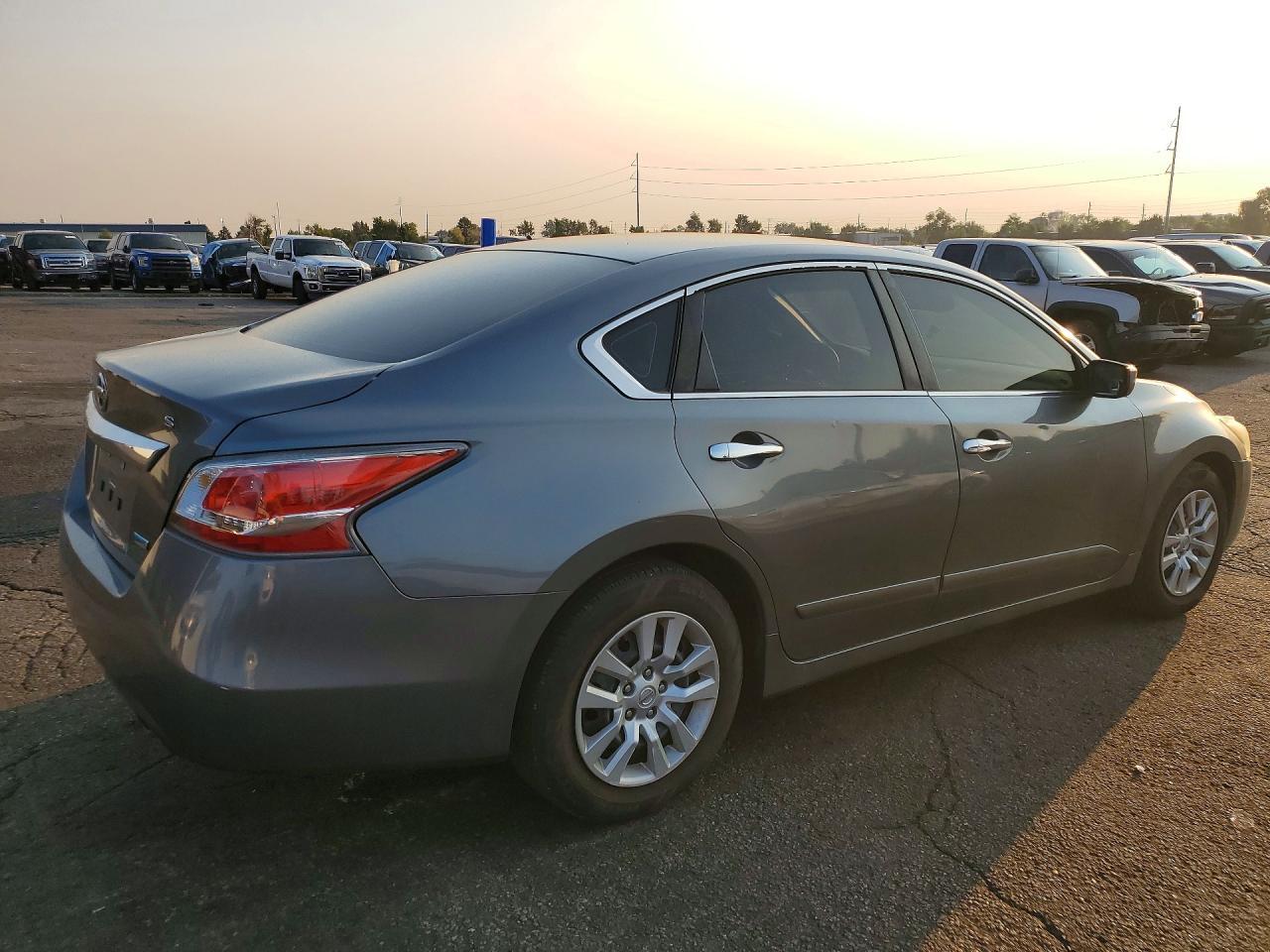 2014 Nissan Altima 2.5 S - zdjęcie 3