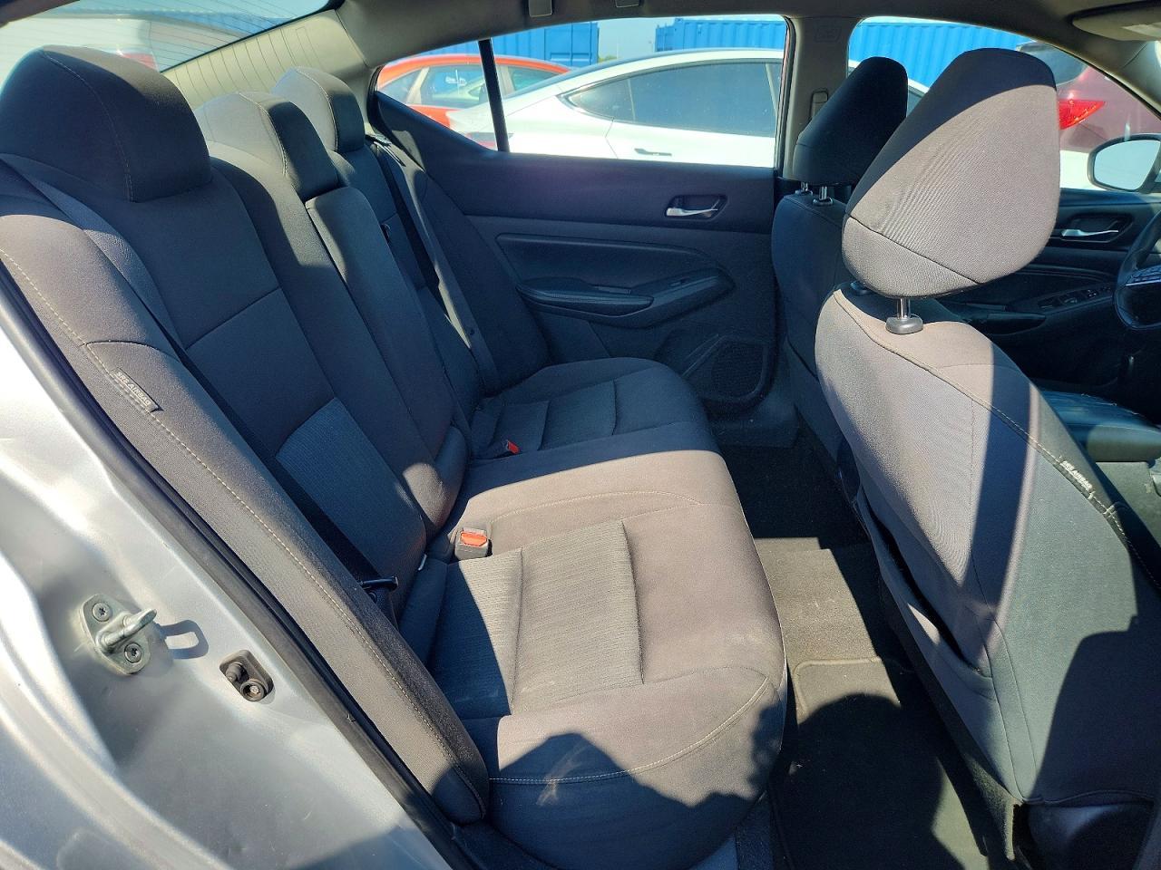 2020 Nissan Altima S - zdjęcie 10