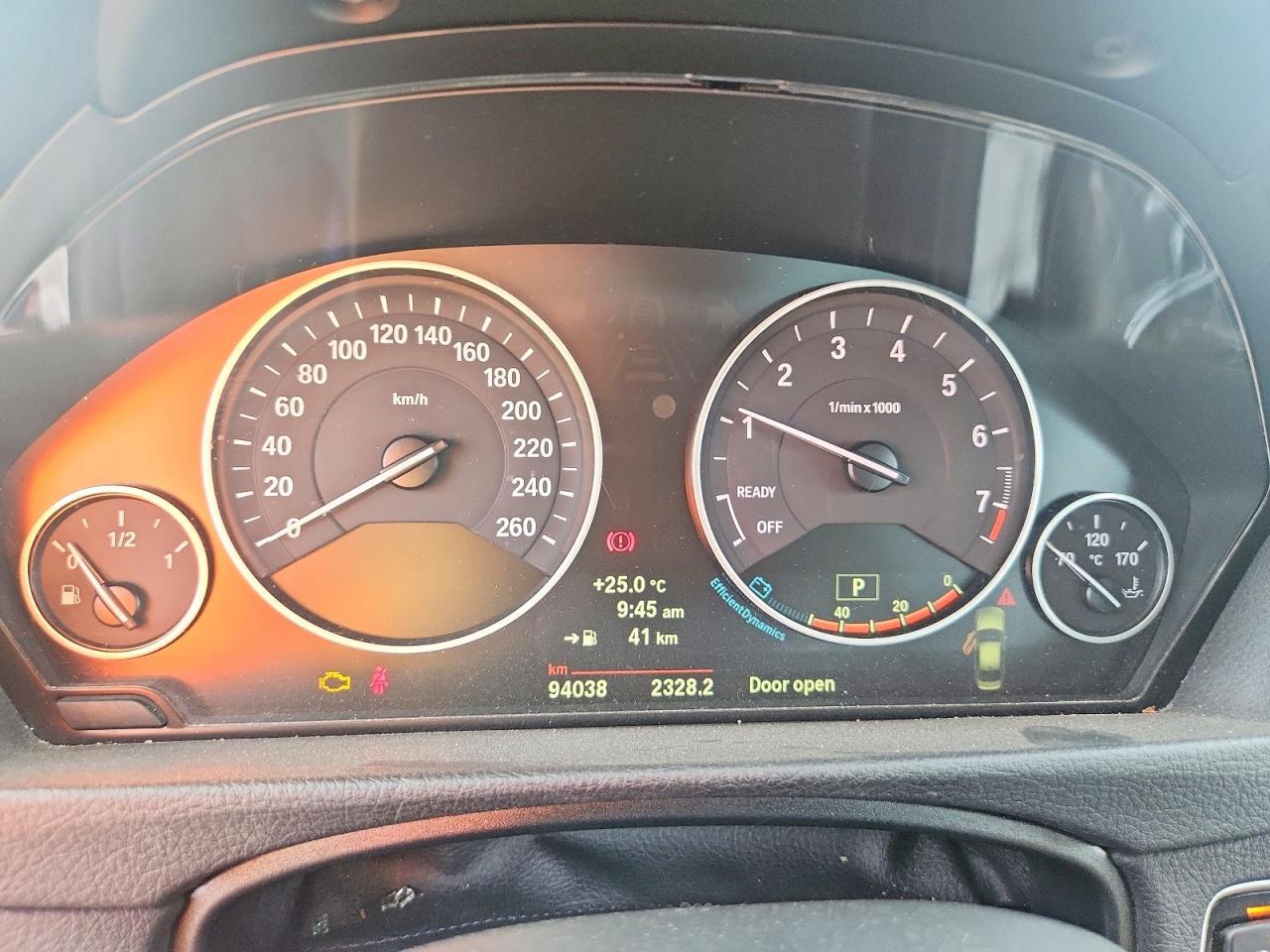 2014 BMW 328 Xi - zdjęcie 9