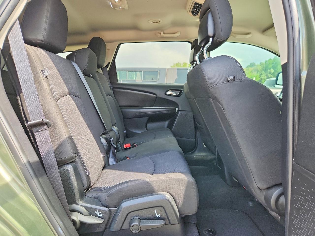 2017 Dodge Journey Crossroad - zdjęcie 11