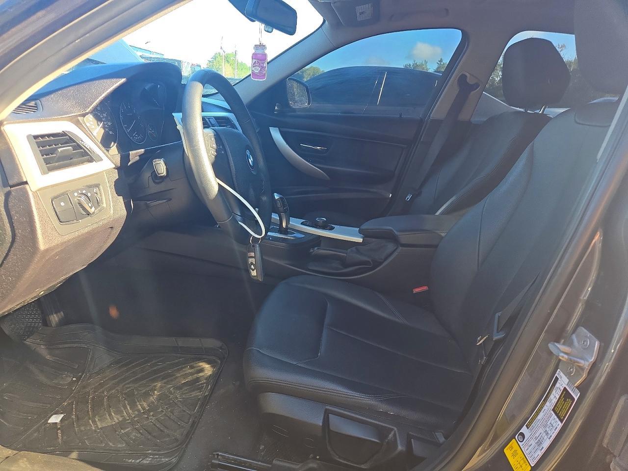 2016 BMW 320 I - zdjęcie 7