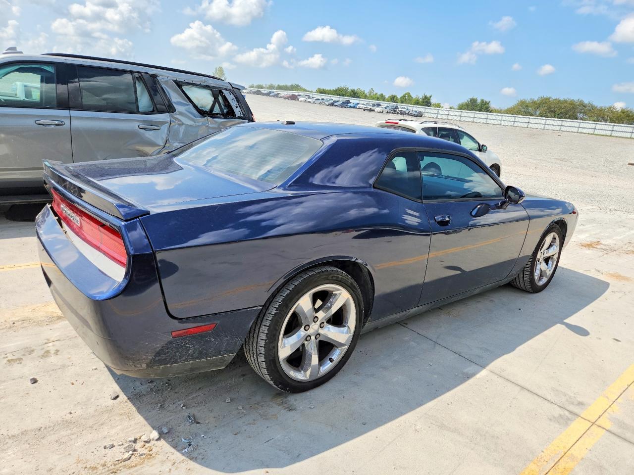 2013 Dodge Challenger Sxt - zdjęcie 3