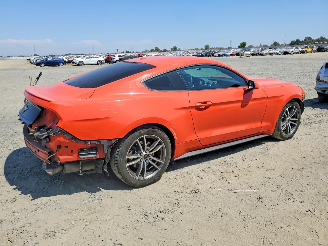 2016 Ford Mustang - zdjęcie 3