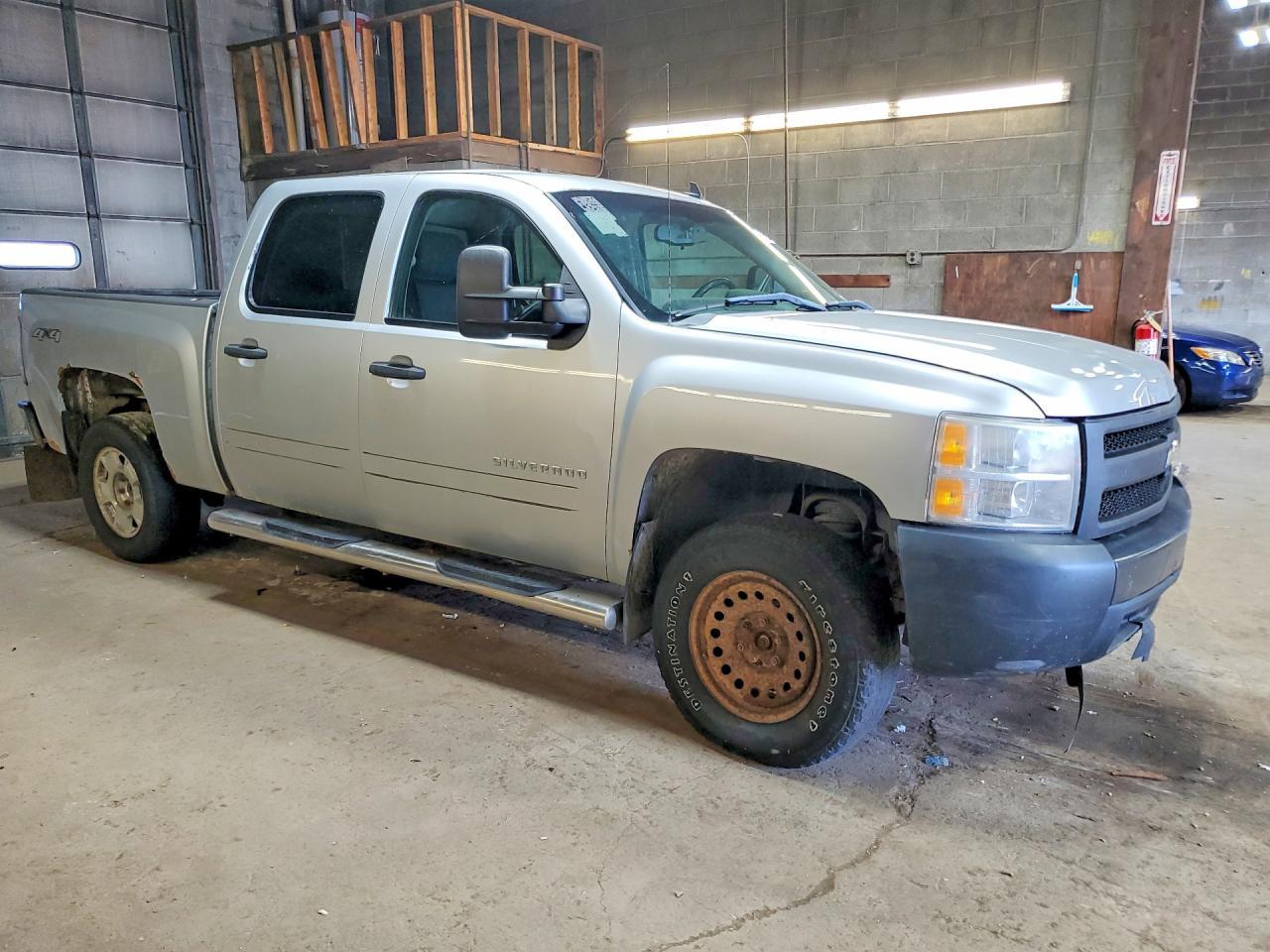 2013 Chevrolet Silverado C1500 Heavy Duty - zdjęcie 4
