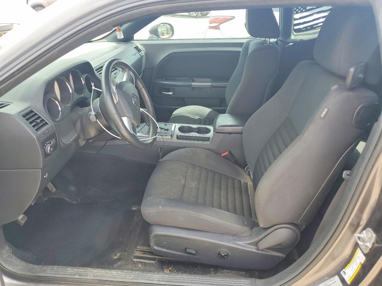 2014 Dodge Challenger R/T - zdjęcie 7