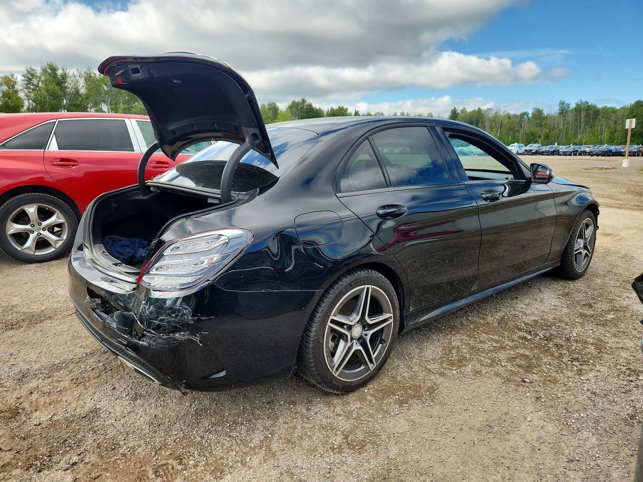2017 Mercedes-Benz C 300 4Matic - zdjęcie 3