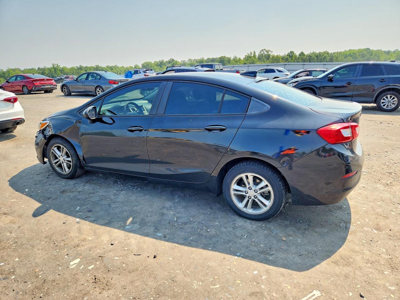 2018 Chevrolet Cruze Ls - zdjęcie 2