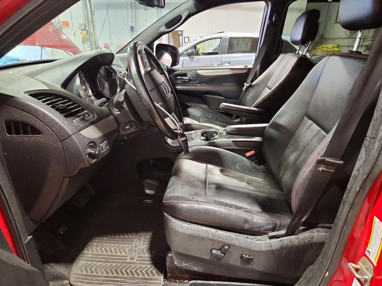 2013 Dodge Grand Caravan R/T - zdjęcie 7